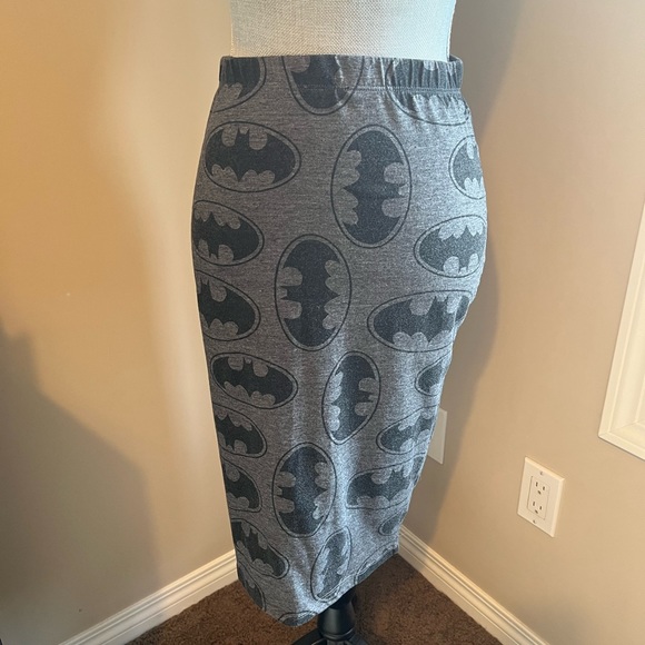 Forever 21 Batman Pencil Skirt - Picture 8 of 8